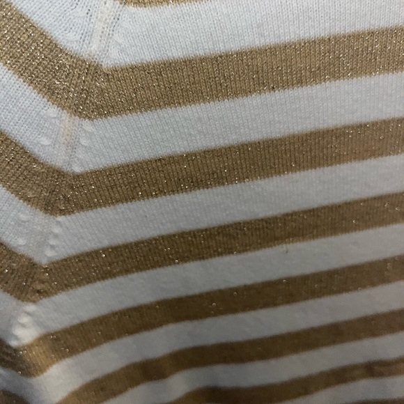 Lilly Pulitzer sweater - Picture 3 of 5